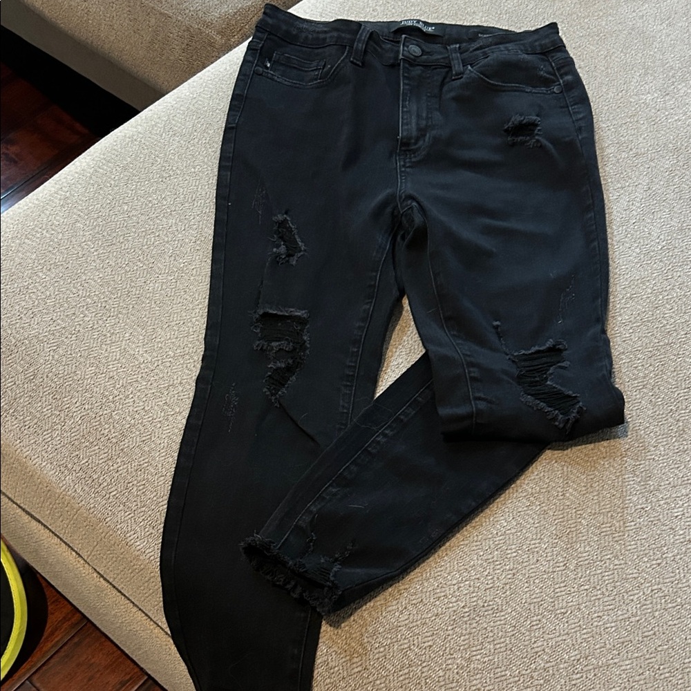 Judy Blue Black Ripped Skinny Jeans